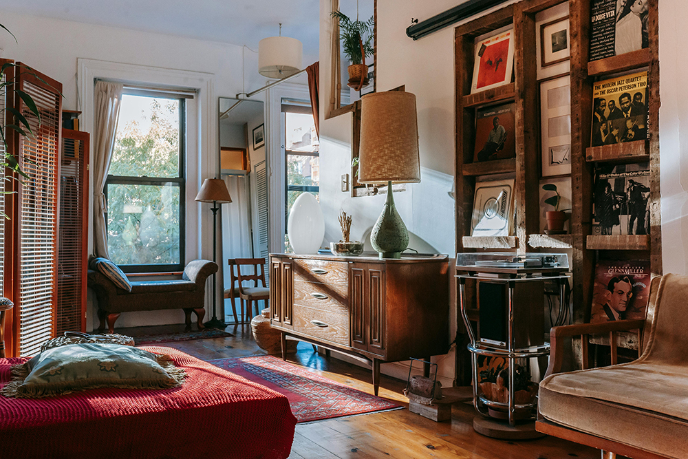 Retro Home Style: A Timeless Trend with Modern Appeal